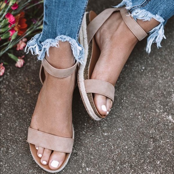 Ladies leopard single band ankle buckle espadrille - Picture 5 of 6